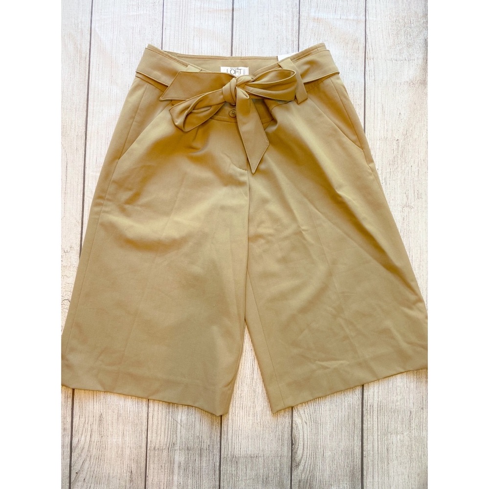 (NTW) ANN TAYLOR LOFT (Marisa) 0P Tie-Waisted Khaki Shorts